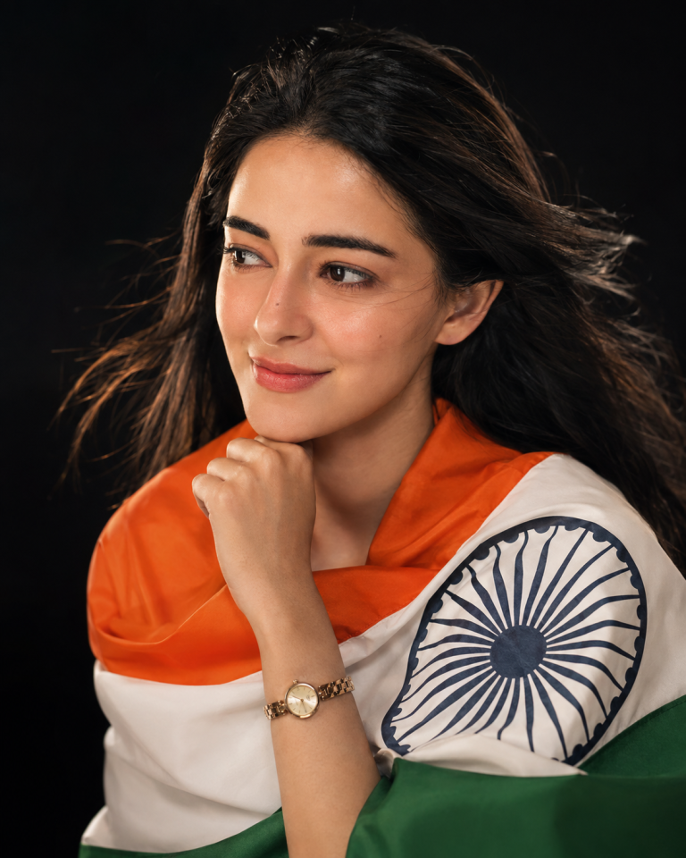 15 August Wrapped in the Spirit of India